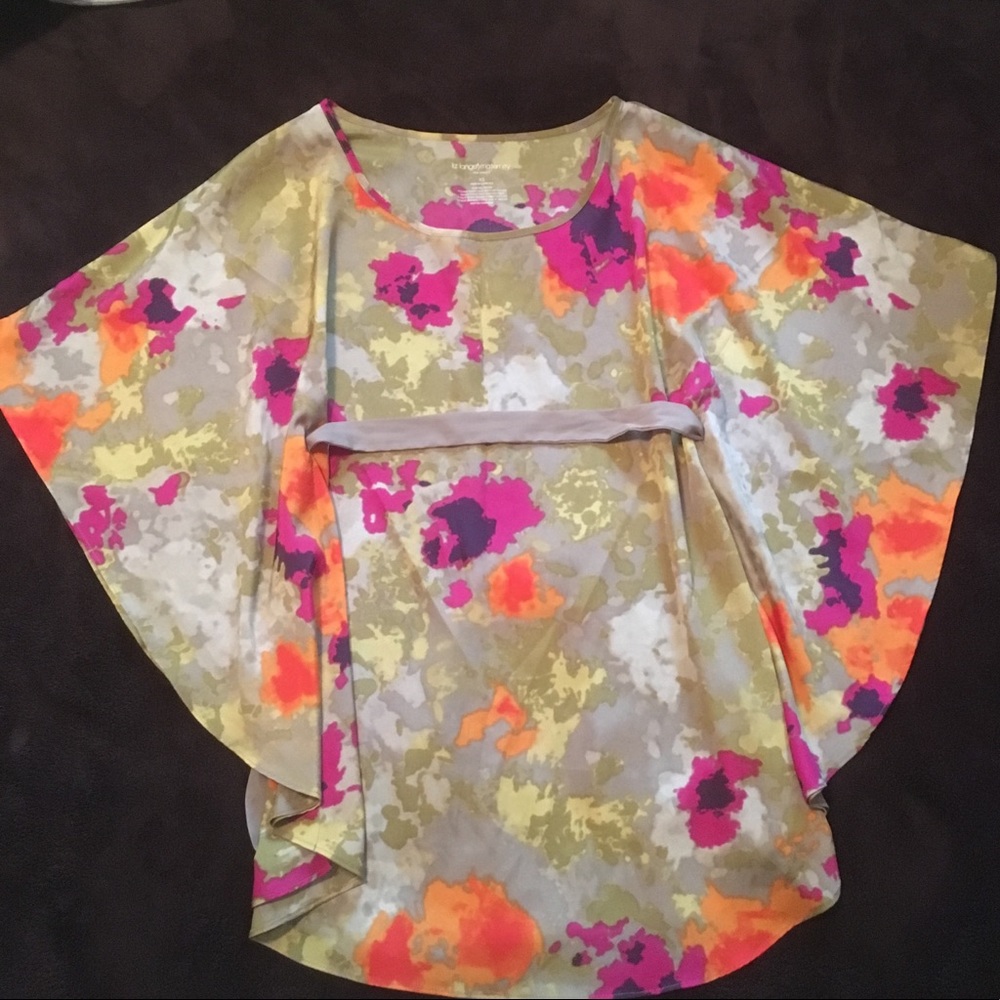 Floral Liz Lange Maternity blouse XS